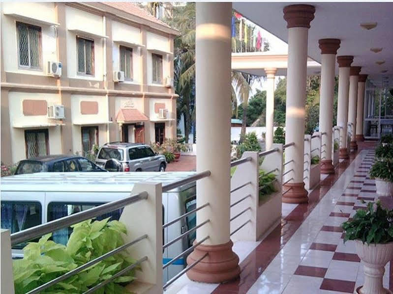 Doi Dua Hotel Vung Tau Buitenkant foto